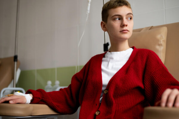 Ce trebuie să știți despre creșterea cazurilor de cancer la tineri